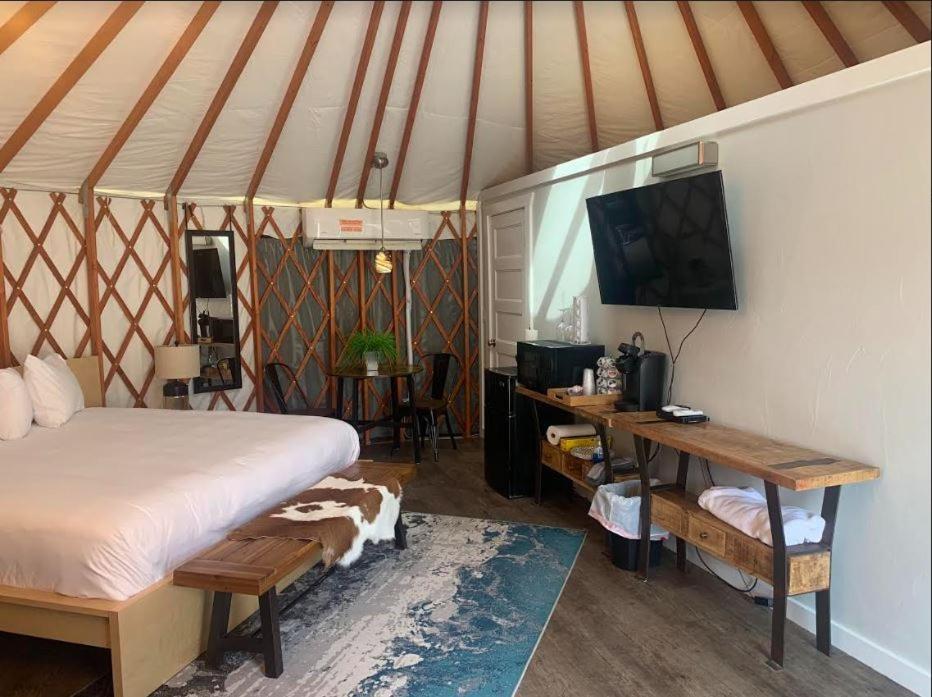 Yurts - Luxury Luxuszelt 2*