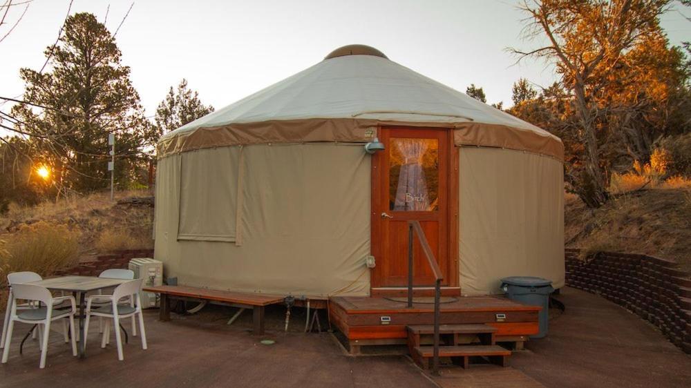 Yurts - Luxury 2*
